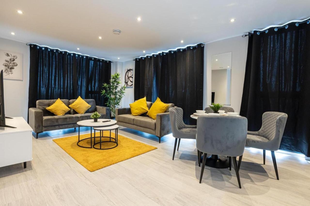 Contemporary 3 Bedrooms Apartamento Manchester