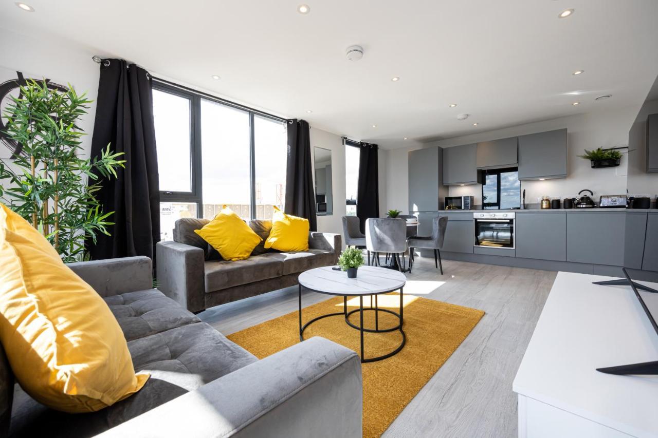 Contemporary 3 Bedrooms Apartamento